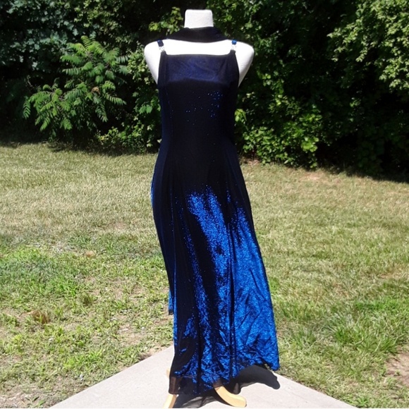 Betsy & Adam Dresses & Skirts - BETSY ADAMS Blue Shimmer Gown